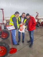 Завод Ельворті гостинно відкрив свої двері для українських аграріїв!