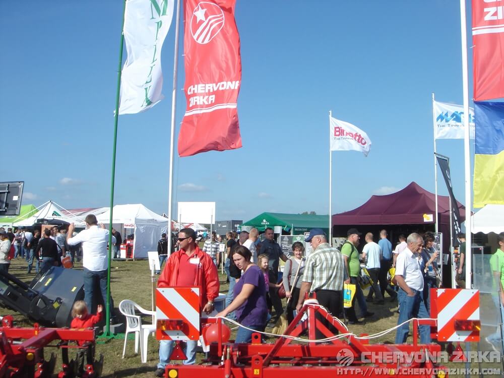 «Червона зірка» удруге взяла участь в міжнародній виставці AGRO SHOW в Польщі