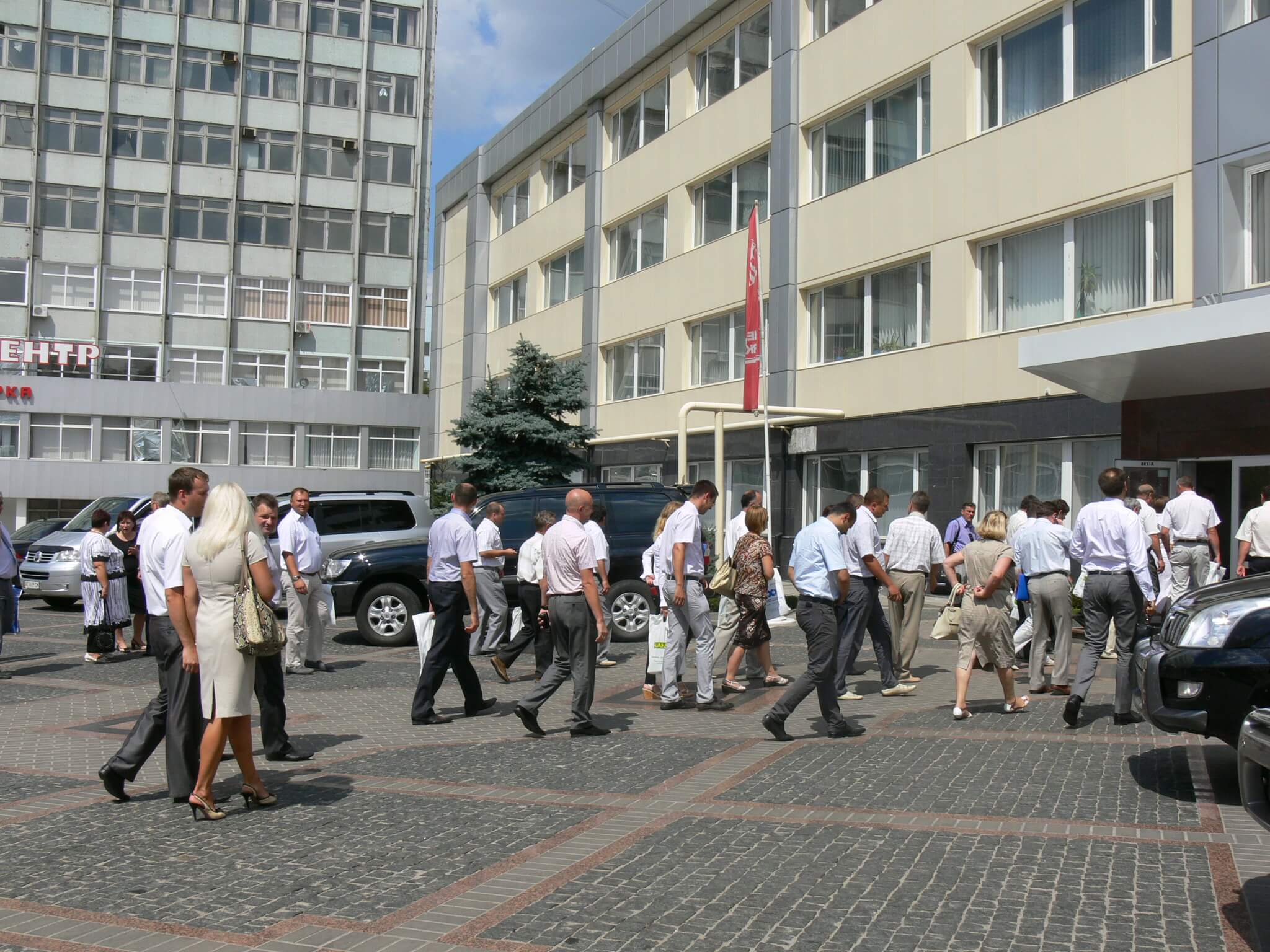Чим сіяти озимі? Учасники наради МінАПК ознайомилися з новою технікою «Червоної зірки»