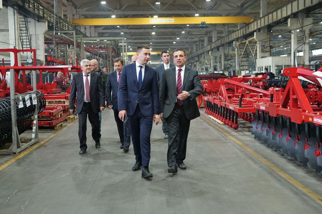 Министр аграрной политики и продовольствия Украины Роман Лещенко посетил завод Эльворти в период AGROEXPO-2021
