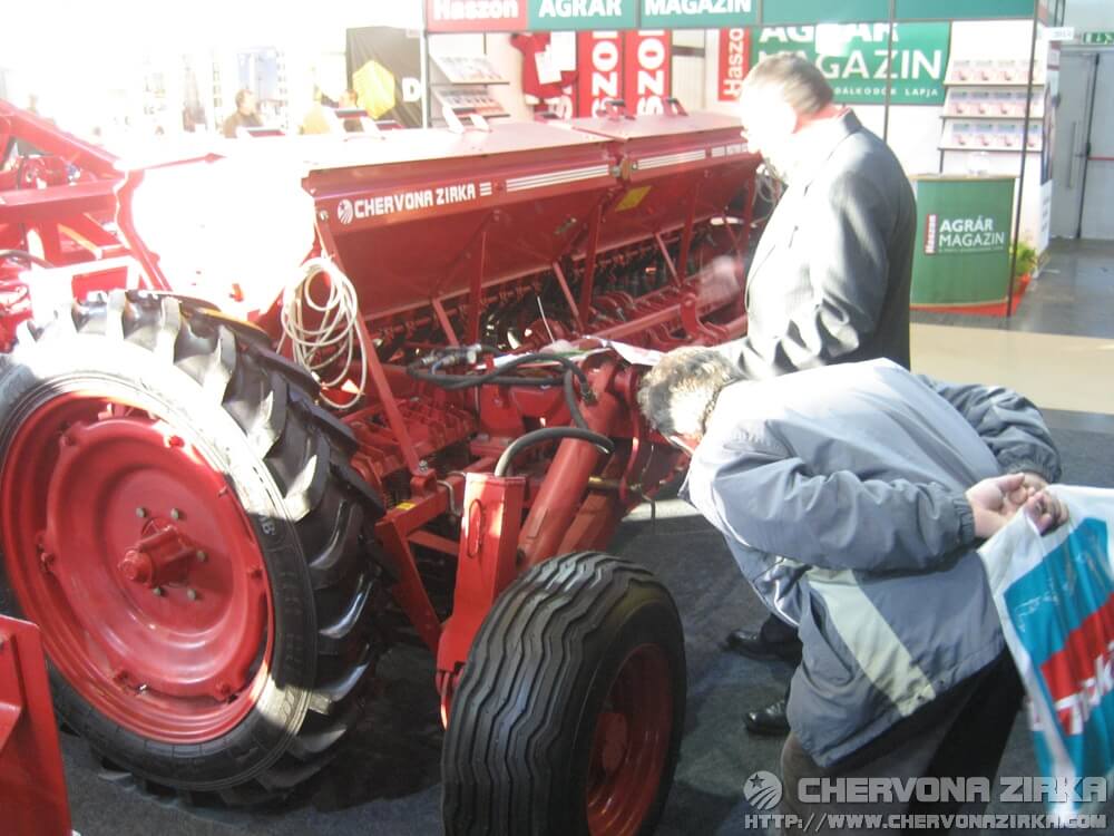 AgromashExpo 2012: ще одна країна, ще один офіційний дилер