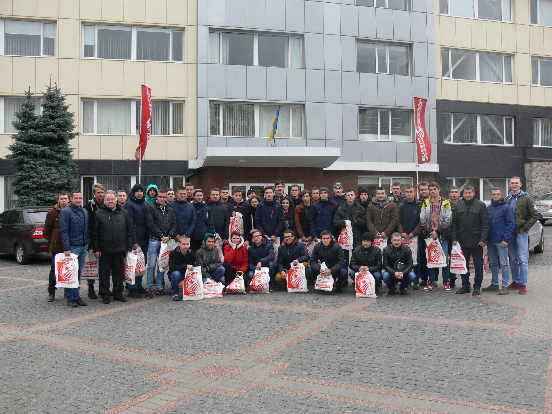 В рамках проекту «Приєднуйся до команди Ельворті» студенти НАУ відвідали наше підприємство
