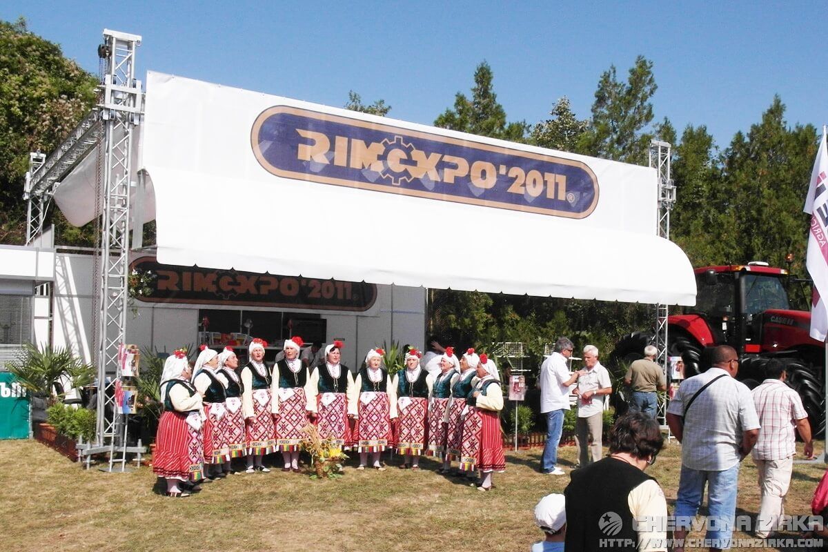Техніку «Червоної зірки» показали болгарським фермерам
