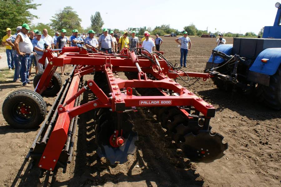 Elvorti презентує повний комплекс техніки для осінньої посівної на АГРО-2019