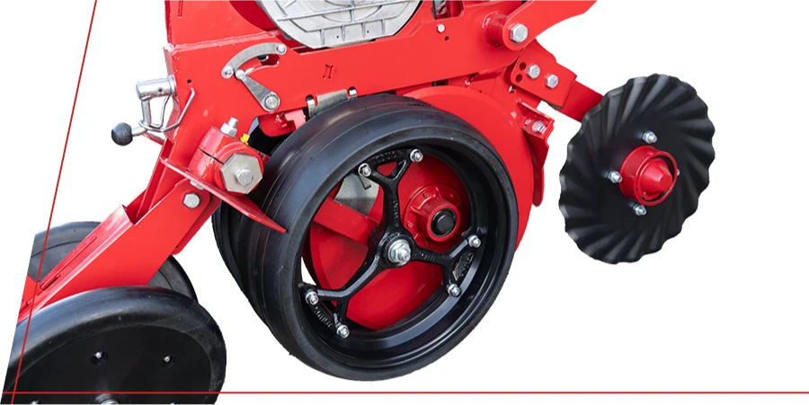 Контроль прилегания реборды — чистая работа на влажных почвах