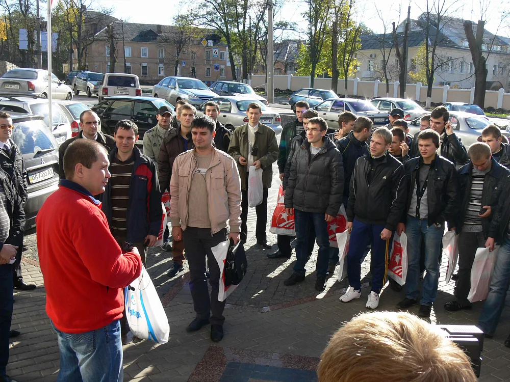 Уманские студенты-инженеры посетили «Червону зирку» — 1