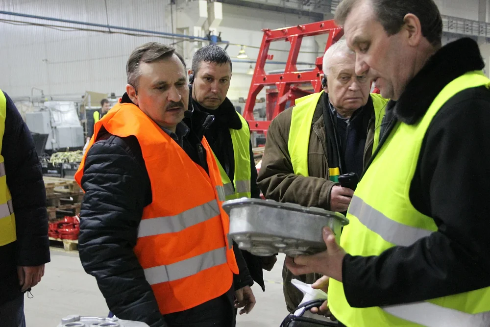 У рамках проєкту «Приєднуйся до команди Ельворті» завод відвідала делегація з Дніпровського державного аграрно-економічного університету. — 4