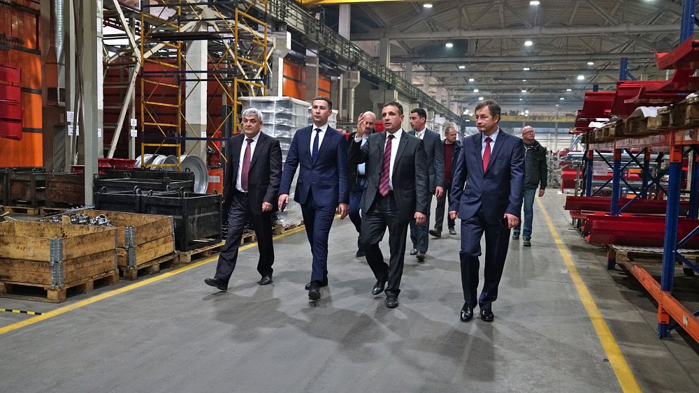 Министр аграрной политики и продовольствия Украины Роман Лещенко посетил завод Эльворти в период AGROEXPO-2021 — 8