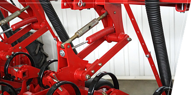 PARALLELOGRAM SUSPENSION OF SECTIONS