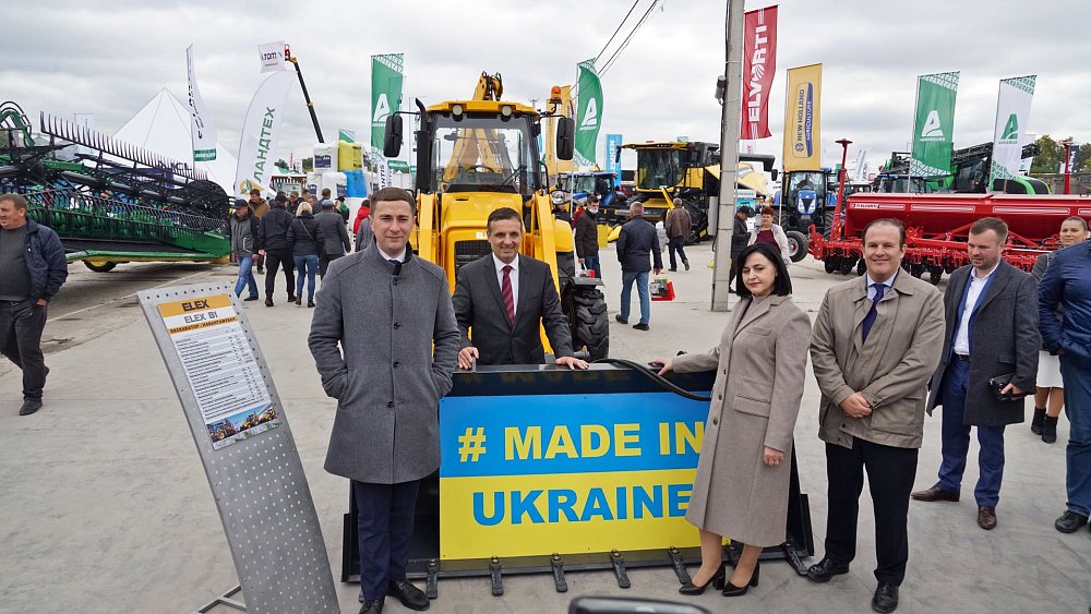 Министр аграрной политики и продовольствия Украины Роман Лещенко посетил завод Эльворти в период AGROEXPO-2021 — 2