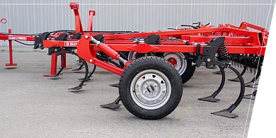 Опорні колеса крил