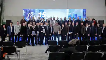 ELVORTI поздравляет Ассоциацию «УкрАгроМаш» с 15-летием.