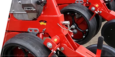 РЕГУЛИРОВОЧНЫЙ ВИНТ