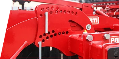 РЕГУЛЮВАННЯ ГЛИБИНИ ОБРОБІТКУ ҐРУНТУ